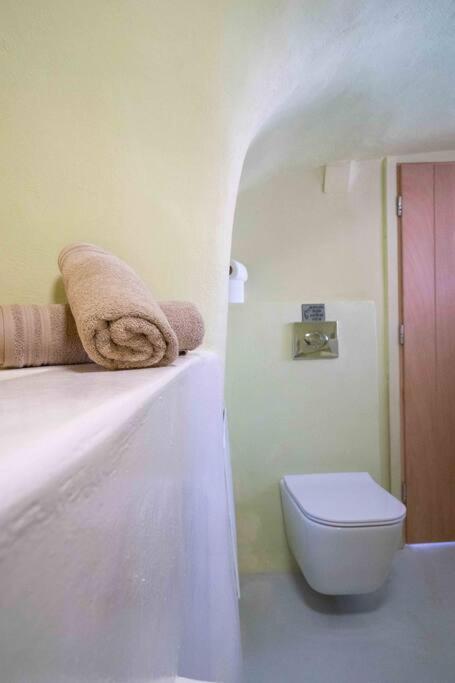 Santorini Oasis- Cave House Villa Fira  Exterior photo